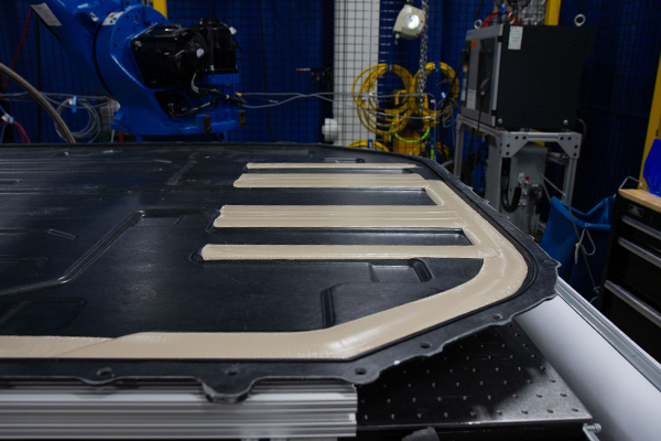 以一致的精度涂布防火材料。